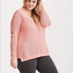 Pink torrid sweater 00